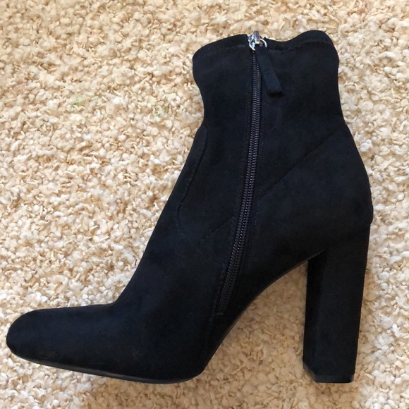Steve Madden Black Edit Booties - Picture 5 of 8